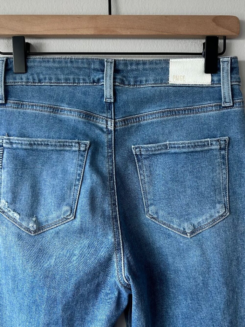 PAIGE Anessa High Rise Wide Leg Crop Jeans Raw Hem Light Wash Denim Size 25 - Picture 10 of 15